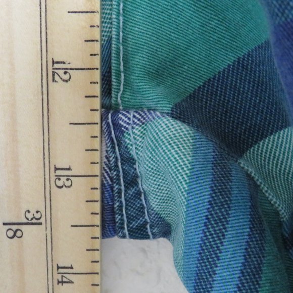 Iron Co.* Men's 2" Belt Loop Multipocketed Plaid Flat Front Shorts~ Size 32 - Picture 6 of 12